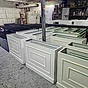 Dikey Saksı FS-1065